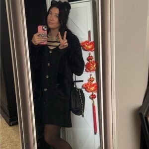 Meet your Posher, Felicia